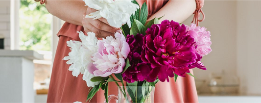 Blooms 101: A guide to Prolonging the Radiance of your flower Bouquet