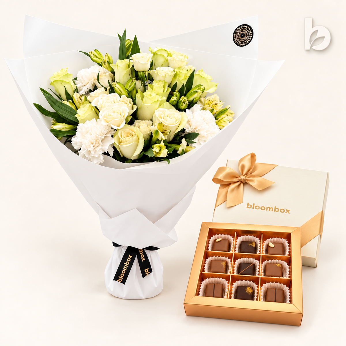 Serene Signature Fresh Bouquet & Chocolate Box 9 Pcs