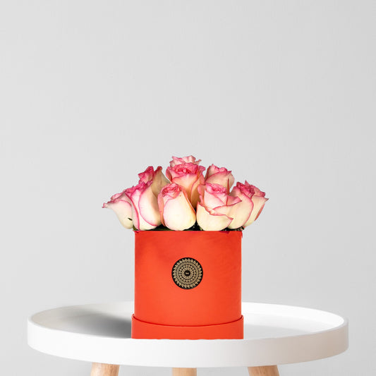Iconic Red Box Signature Pink Roses